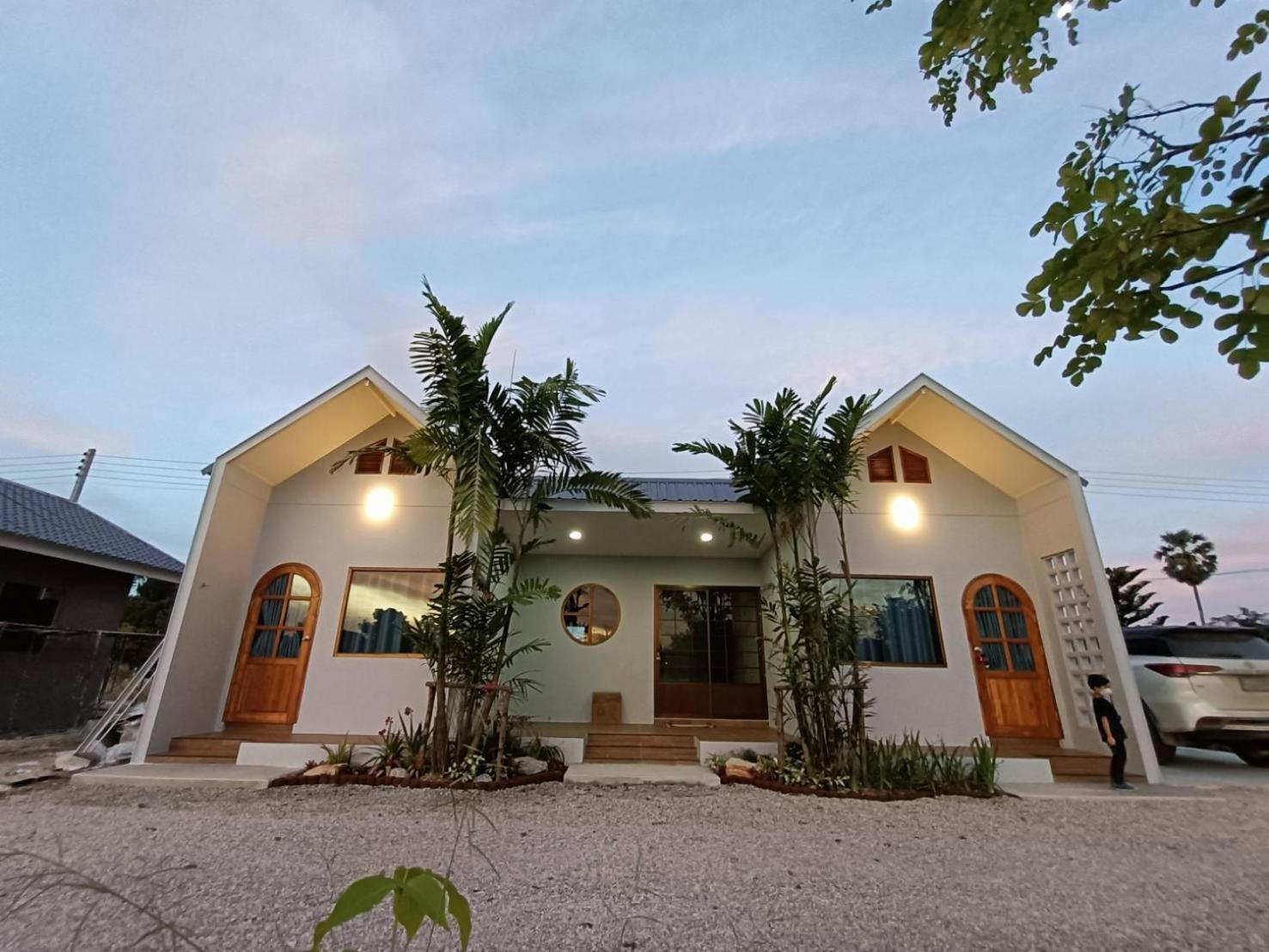 Numhom Resort Ban Nong Chum Saeng Luaran gambar