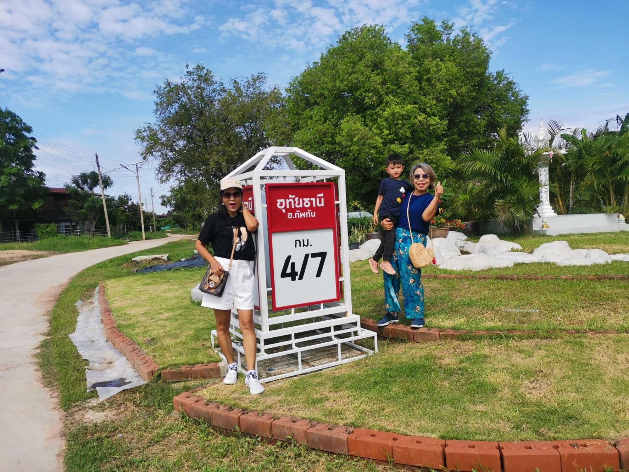 Numhom Resort Ban Nong Chum Saeng Luaran gambar