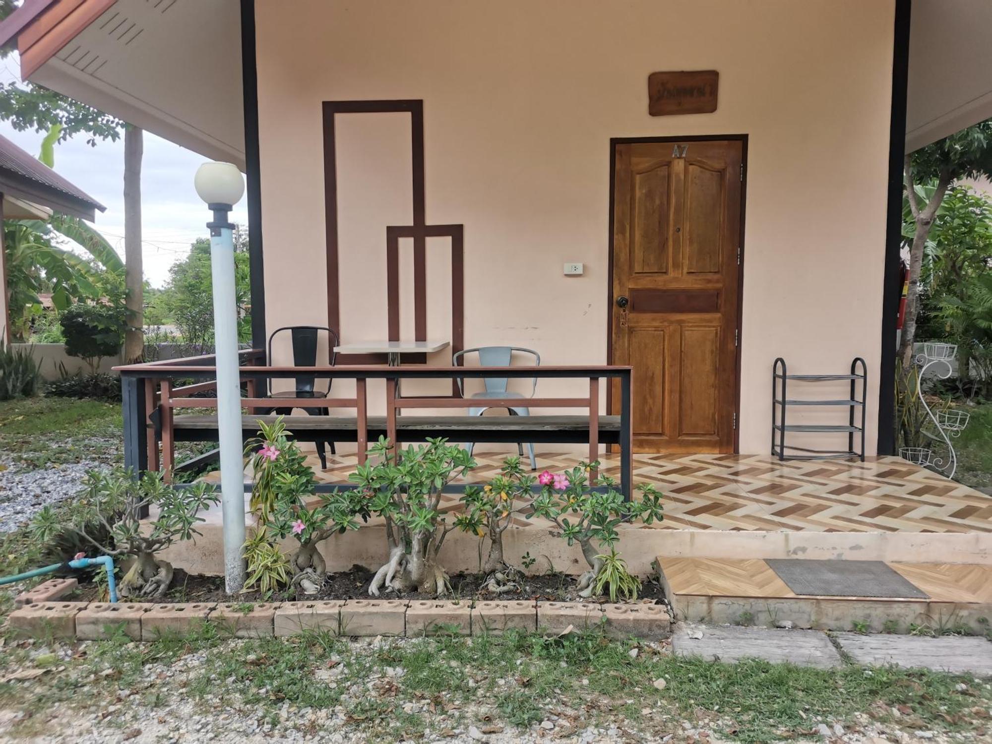 Numhom Resort Ban Nong Chum Saeng Luaran gambar