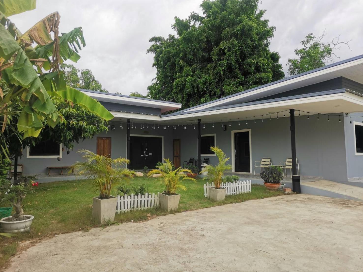 Numhom Resort Ban Nong Chum Saeng Luaran gambar