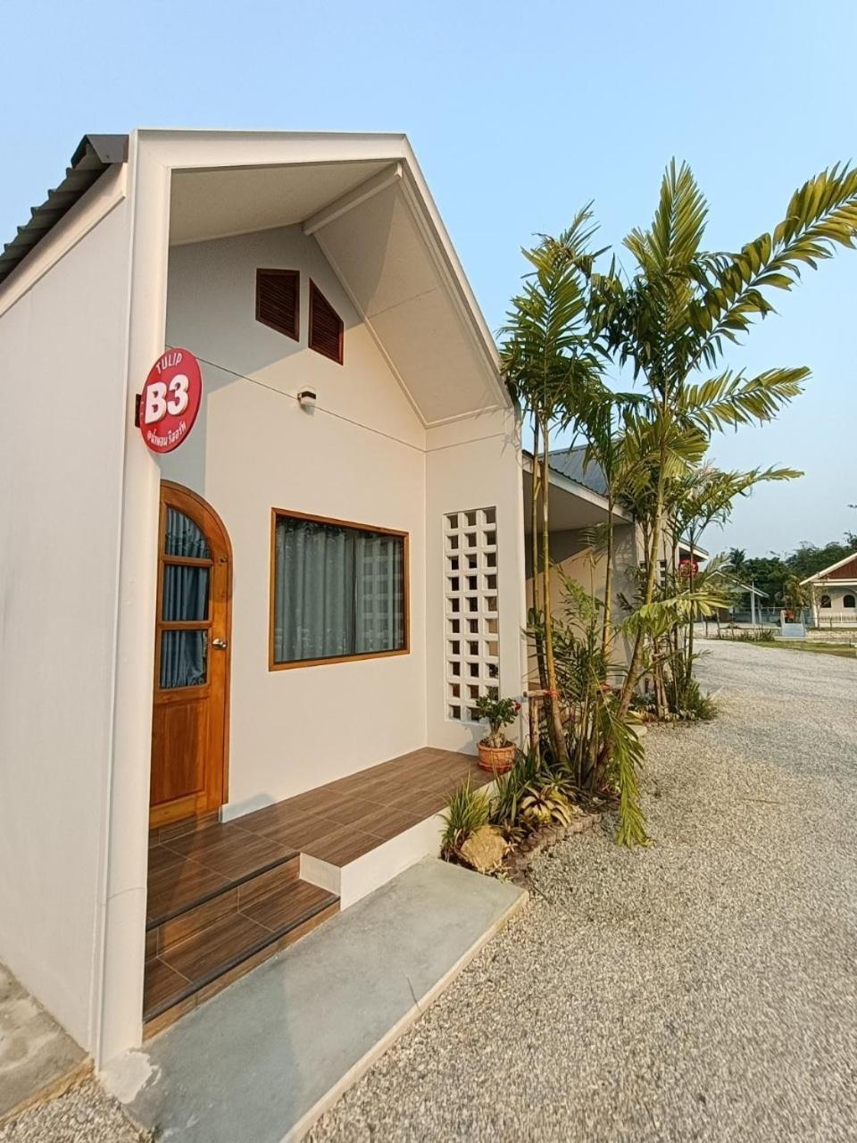 Numhom Resort Ban Nong Chum Saeng Luaran gambar