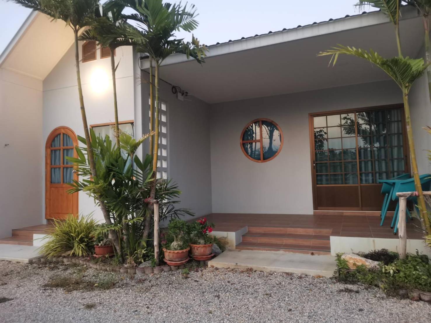 Numhom Resort Ban Nong Chum Saeng Luaran gambar